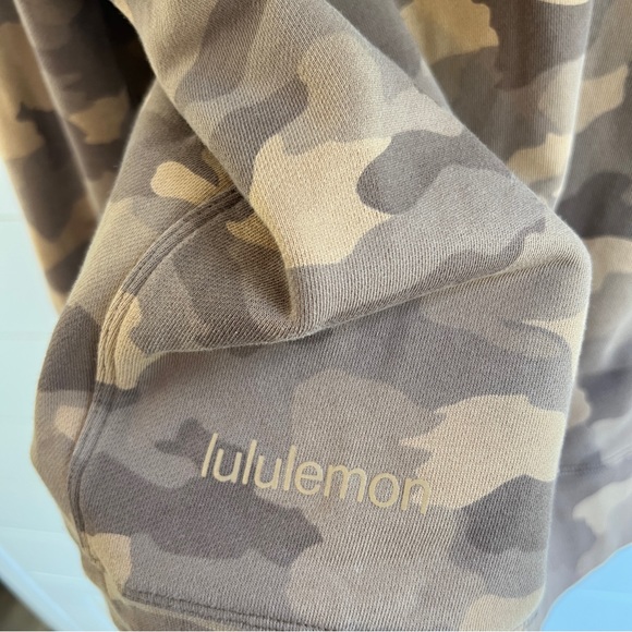 Lululemon Perfectly Oversized Crew Heritage 365 Camo Beige Multi-4 - Picture 12 of 16